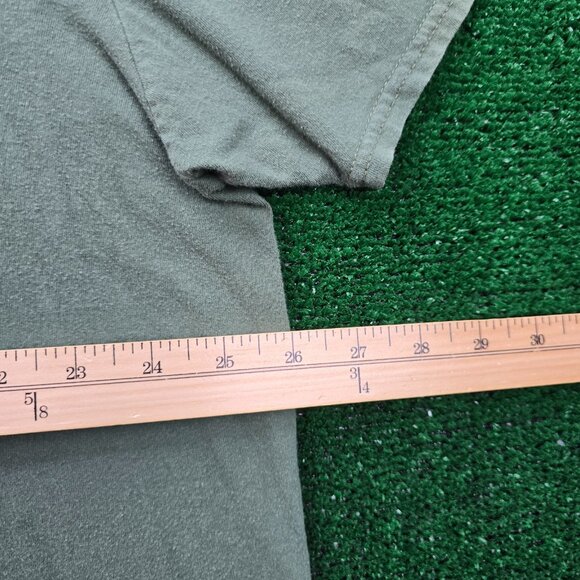 Lady Luck Tshirt Mens 2XL Green Armed Forces History Museum Pin-Up Calendar Girl - Picture 5 of 11